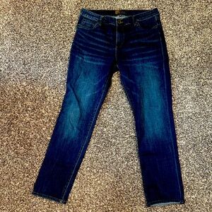 Women’s Kut From The Cloth Jeans  size 12 Boyfriend cut EUC